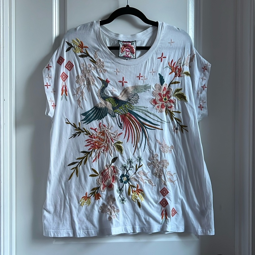 Johnny Was  Large short sleeved top.